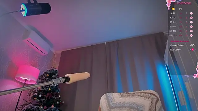 juicy_vikki - Juicy_Vikki's free webcam - UK Sex Cams