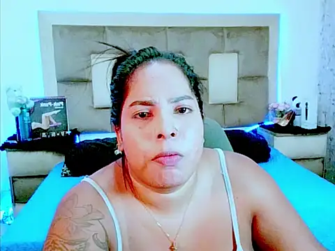 indiantopaz694u webcam