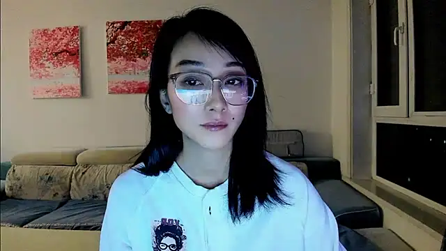 nian-er - NIAN-er's free webcam - UK Sex Cams