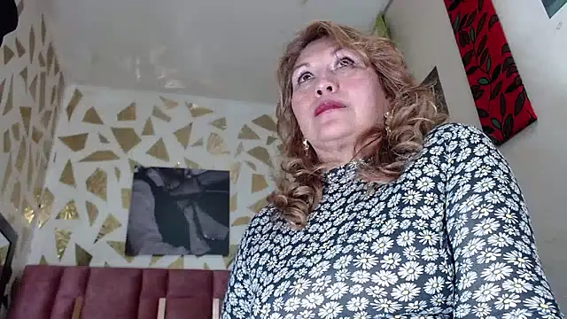 kazsandraa - Kazsandraa's free webcam