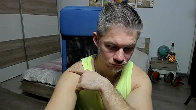 robbyshawz - RobbyShawz's free webcam - UK Sex Cams