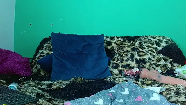 avaleri_cherry webcam