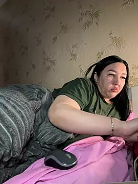 Naughtbaby_2025 webcam