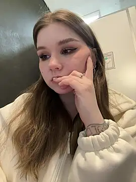 pumashyxd (F young) - SQUIRT IN CAFE’S TOILET TICKET SHOW 16tk