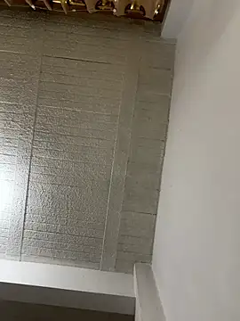 Webcam Model (aly_golden_)  is live.Free join now!