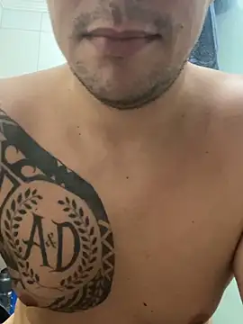 jeff_pepoer (Ask my age) - Show in the shower