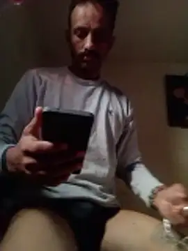 Crazysexycouple0... Live Webcam on Stripchat