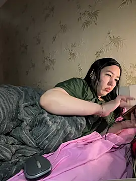 Naughtbaby_2025 webcam