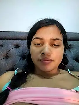 Webcam Model (Eimy-04) is live