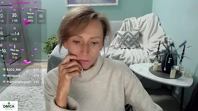 HornyMilf_777 webcam