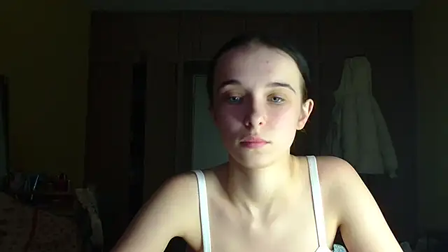 Emilia_Light webcam