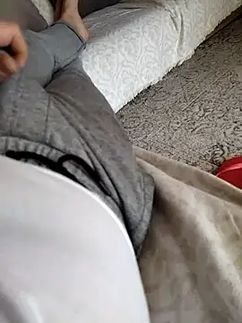 I-we_alwaYs_In_PubliC webcam