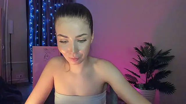 aurora_glow21 - Aurora_Glow21's free webcam - UK Sex Cams