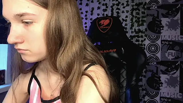 helgicuteness webcam