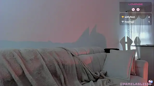 PamelaBliss webcam