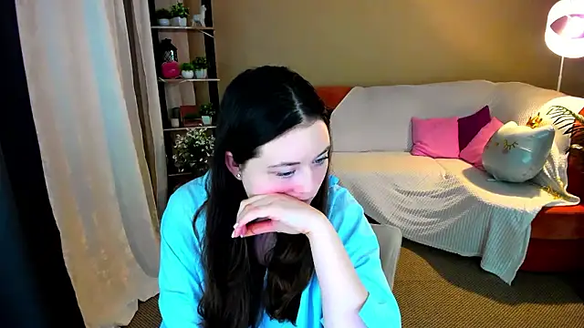 AlluringLookk webcam