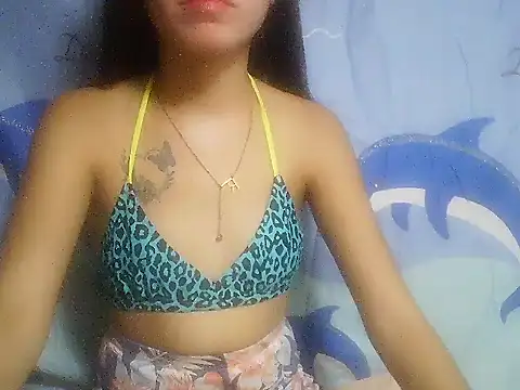 SweetPussie18x webcam