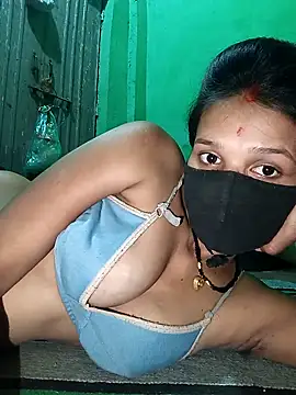 Hoty_girl_143 webcam