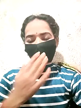 Sunali_Bendre webcam