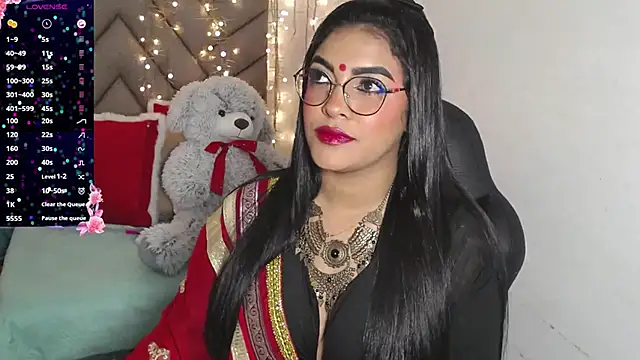 lakshmiraniii webcam