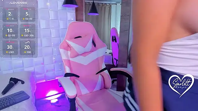 Scarlett_Kiiss webcam