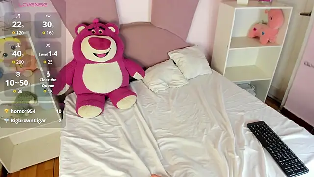 Nicki_Ripperton webcam