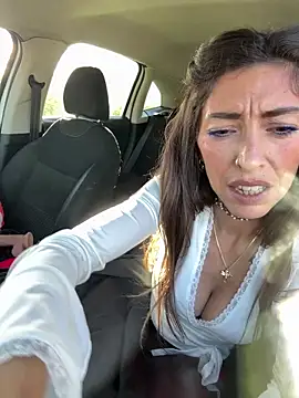 Amani_thewolf webcam