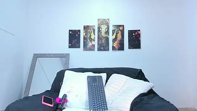 aurora_lull - Aurora_Lull's free webcam - UK Sex Cams