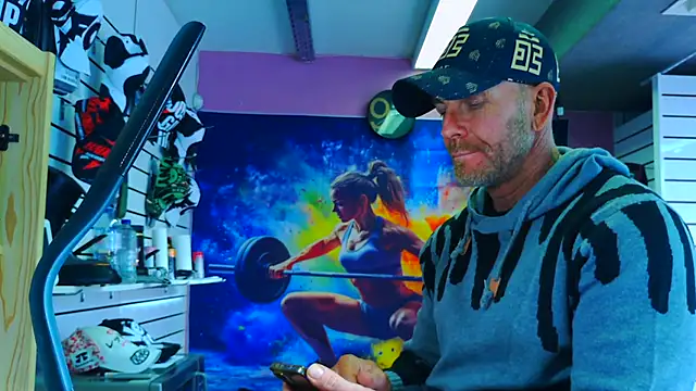 fabxxl - Fabxxl's free webcam - UK Sex Cams