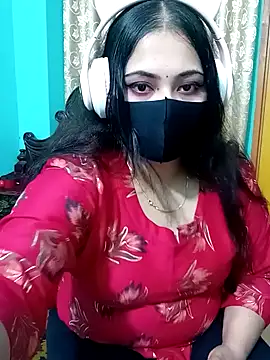 Webcam Model (Porimoni22)  is live.Free join now!