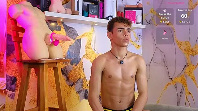 Nijinsky_LatinBoy webcam