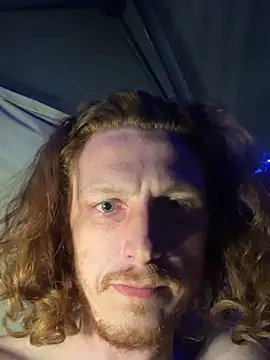 BIGxRED Live Webcam on Stripchat