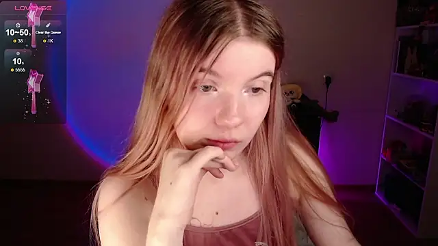 Strawberry_juli webcam