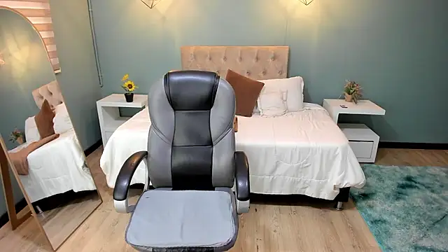 Miss_Cataleya__ webcam