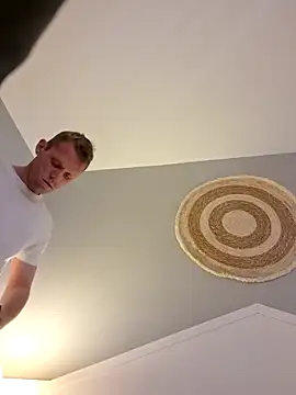 RAWPUSSYBOY69@xh webcam