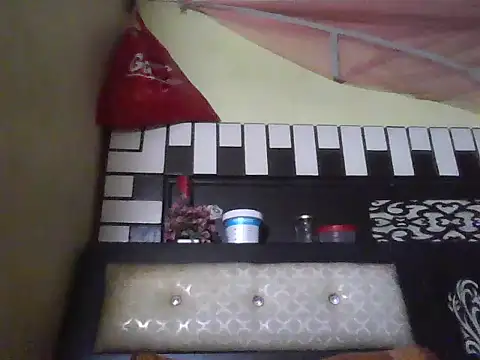 Stubborndesiboy webcam