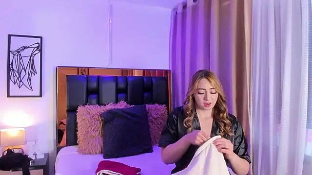 Katalina_Evans webcam