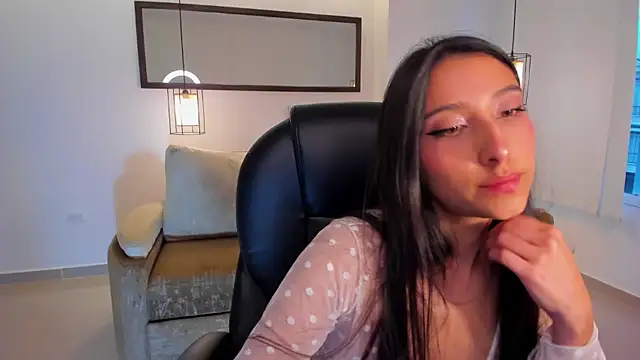 Kristen_Rousse's Thumbnail