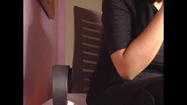 lizababy07 (F teen) - Ass Show