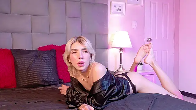 noah_bells (M twink) - SPREAD ASS