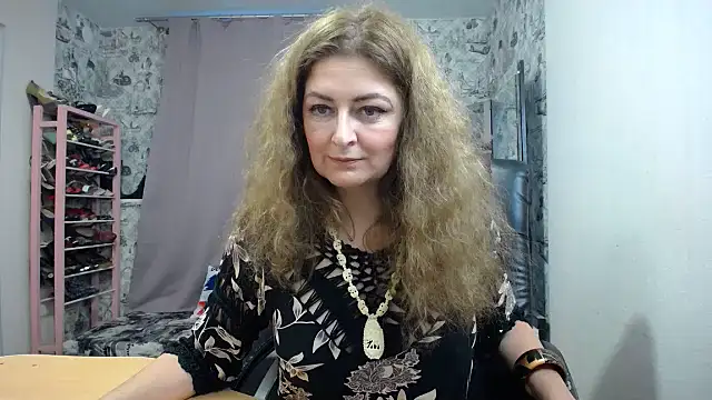 Helen1974 webcam