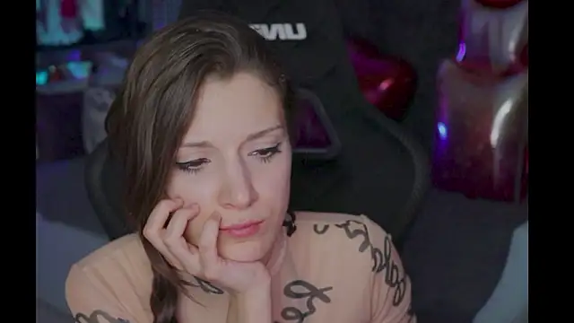 Kathleen_Meow webcam