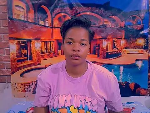 EbonyCurvaceous1 webcam