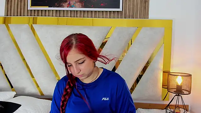 Violet_Tender_ webcam