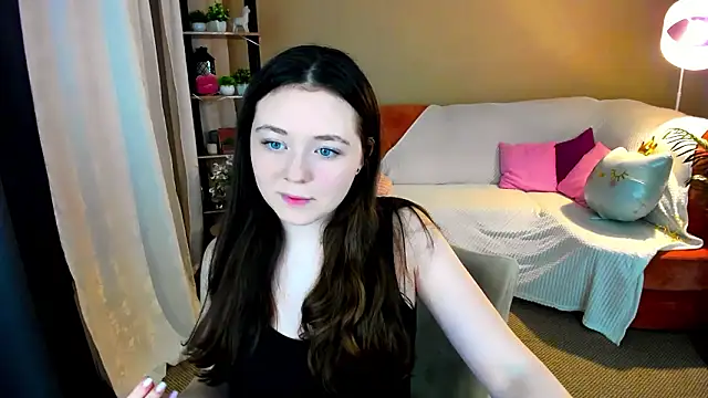 AlluringLookk webcam