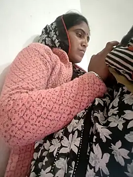 Webcam Model (LUCKY_cut)  is live.Free join now!