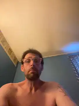 thickerthenasnickerandkk - Thickerthenasnickerandkk's free webcam - UK Sex Cams