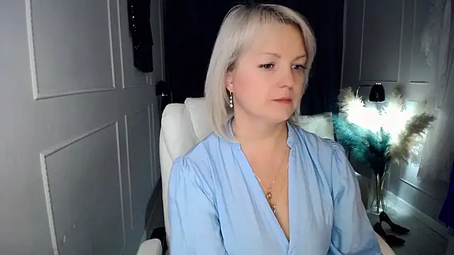 juarnea - Juarnea's free webcam - UK Sex Cams