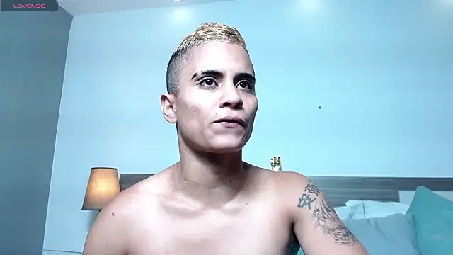 liiamthompson - Liiamthompson's free webcam - UK Sex Cams