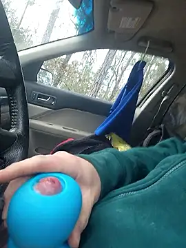 Hotredheadandtoungelasher webcam